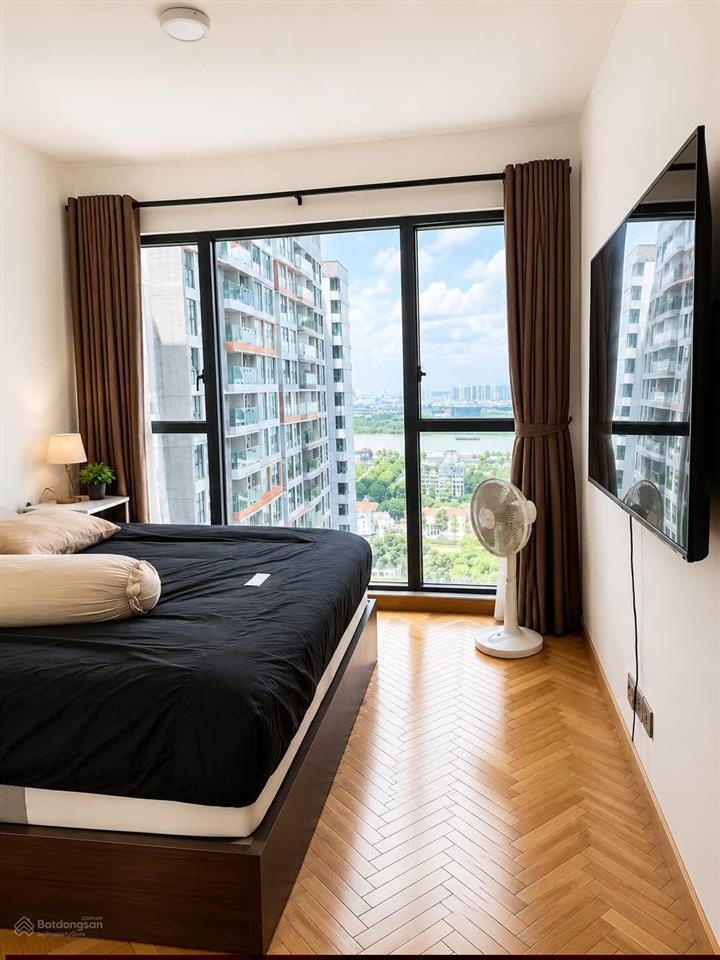 Feliz en vista  chuyển nhượng 2pn view đẹp
giá 10 tỷ bao thuế phí (đã có sổ)
2pn  2wc | 85 m2