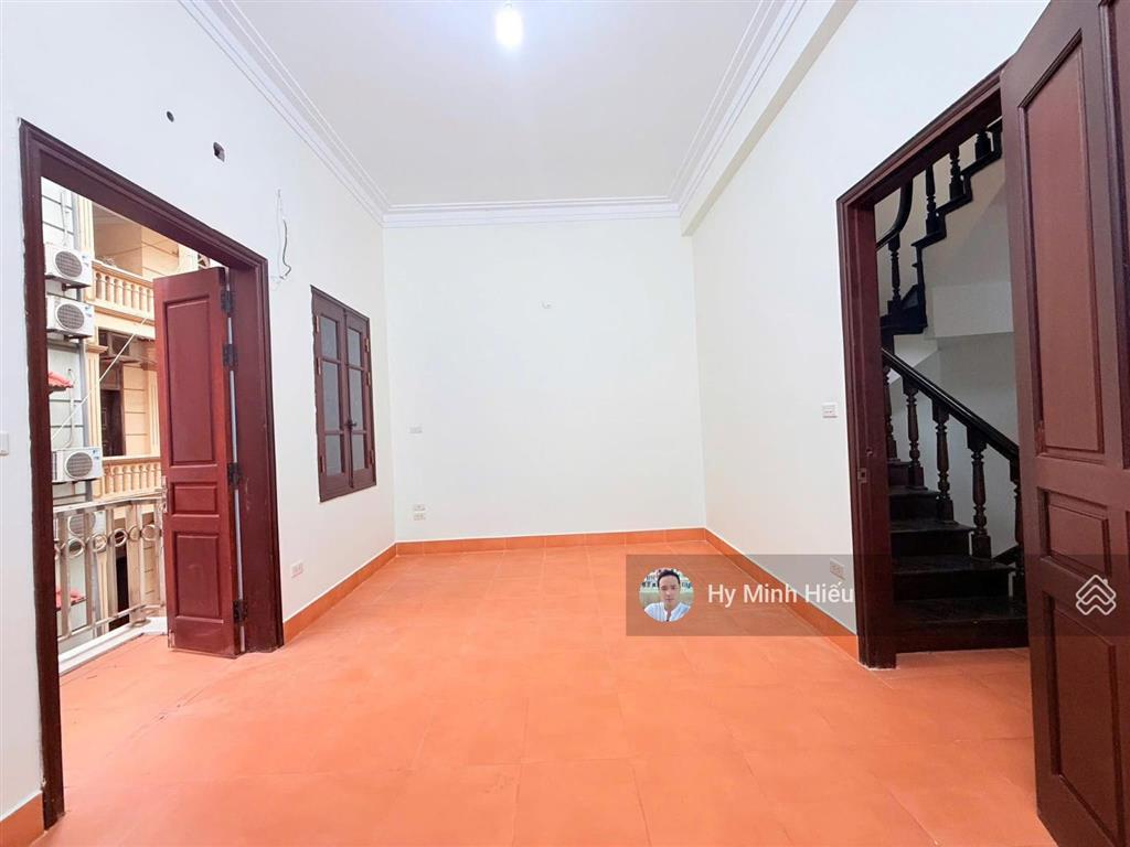 Phân lô trần quốc hoàn 60m x 4t, mt 5,5m  ô tô tránh ở ngay  25,9 tỷ