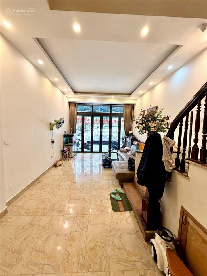 Nguyễn chánh 60m2x 5t, mt 4,1m  ngõ thông  2 mặt thoáng  ôtô tránh  vỉa hè kinh doanh 27,5 tỷ