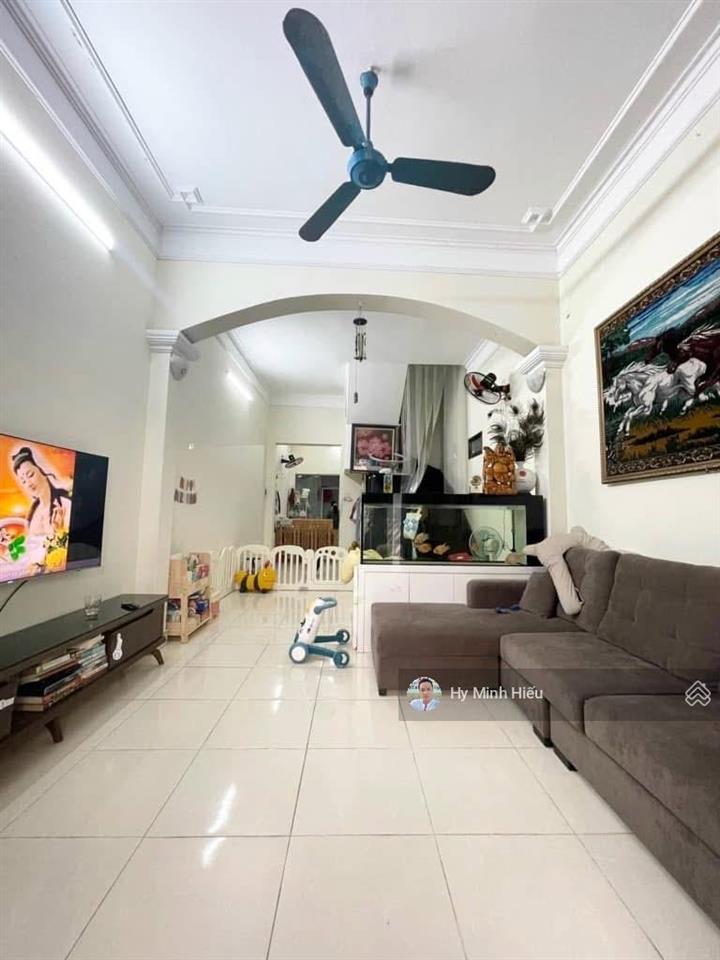Nguyễn khang  60m2 x 4t, mt 4m  ngõ thông  ba gác  ở ngay  13 tỷ