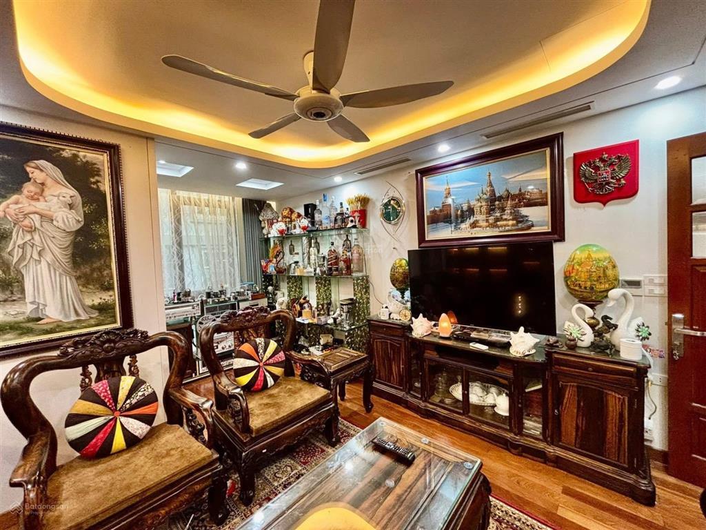 Nguyễn chánh  70m x 8t thang máy  ô tô tránh  ở kết hợp kinh doanh  35 tỷ