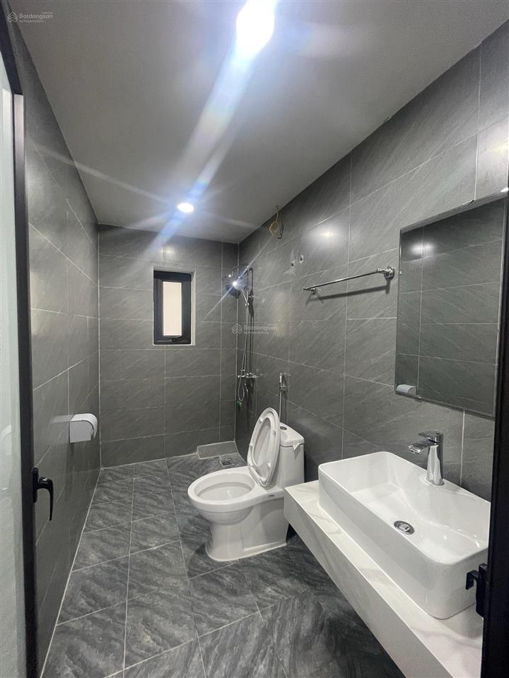 [bán gấp] nhà ngọc hồi 40m 6 tầng thang máy 2 thoáng