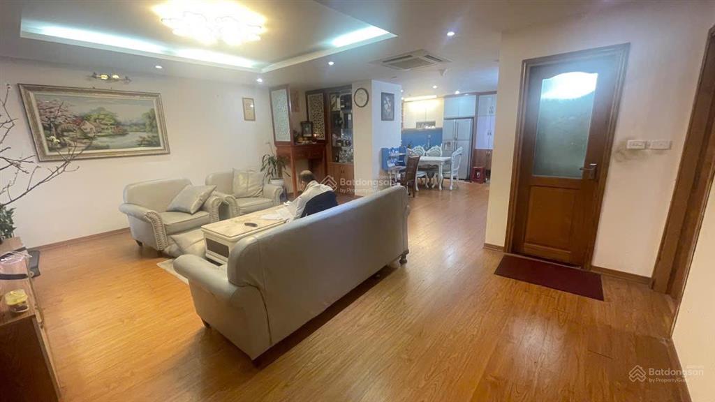 Chính chủ cần tiền thanh toán cho nhân viên cần bán nhanh căn chung cư cao cấp tại toà landmark