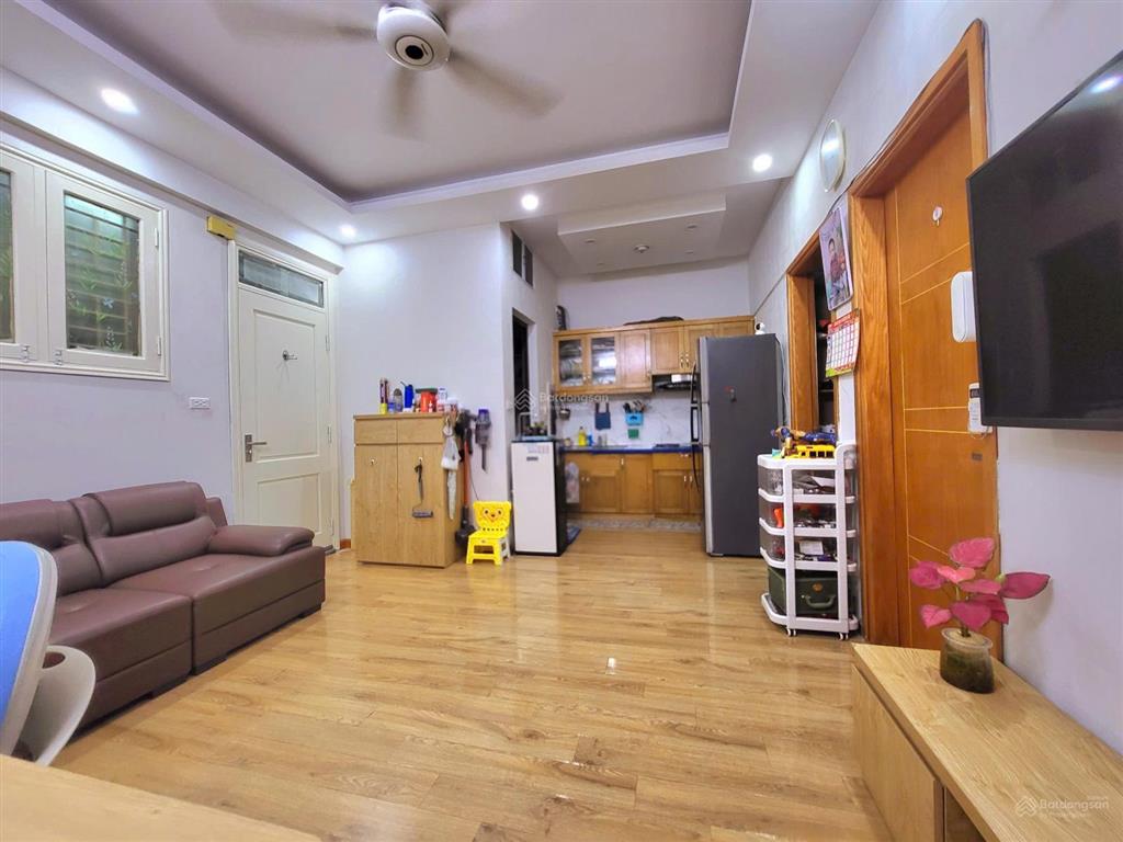 Nợ lãi ngân hàng chính chủ cần bán gấp căn hộ b10a nam trung yên