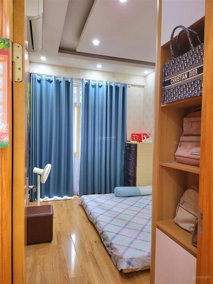 Nợ lãi ngân hàng chính chủ cần bán gấp căn hộ b10a nam trung yên