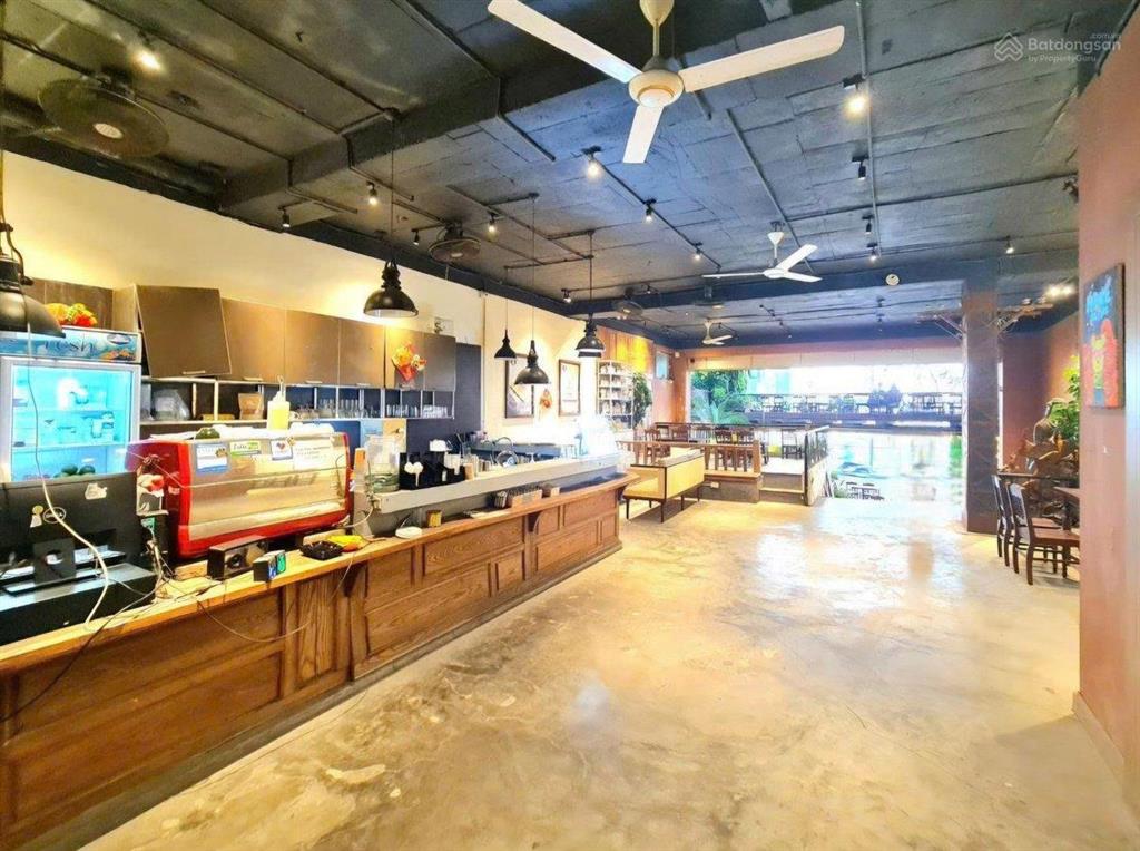 Mặt phố trích sài  vị trí chỉ dành cho giới doanh nhân