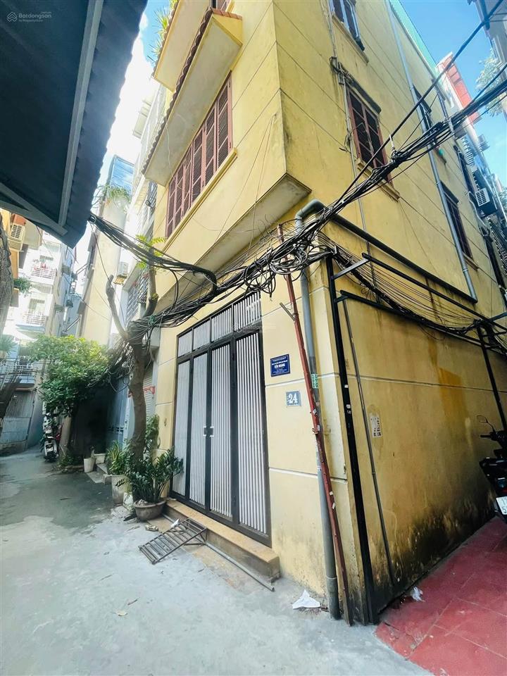 Giảm gấp 500 triệu  bán gấp nhà 5 tầng  50 m2 giá hơn 6 tỷ