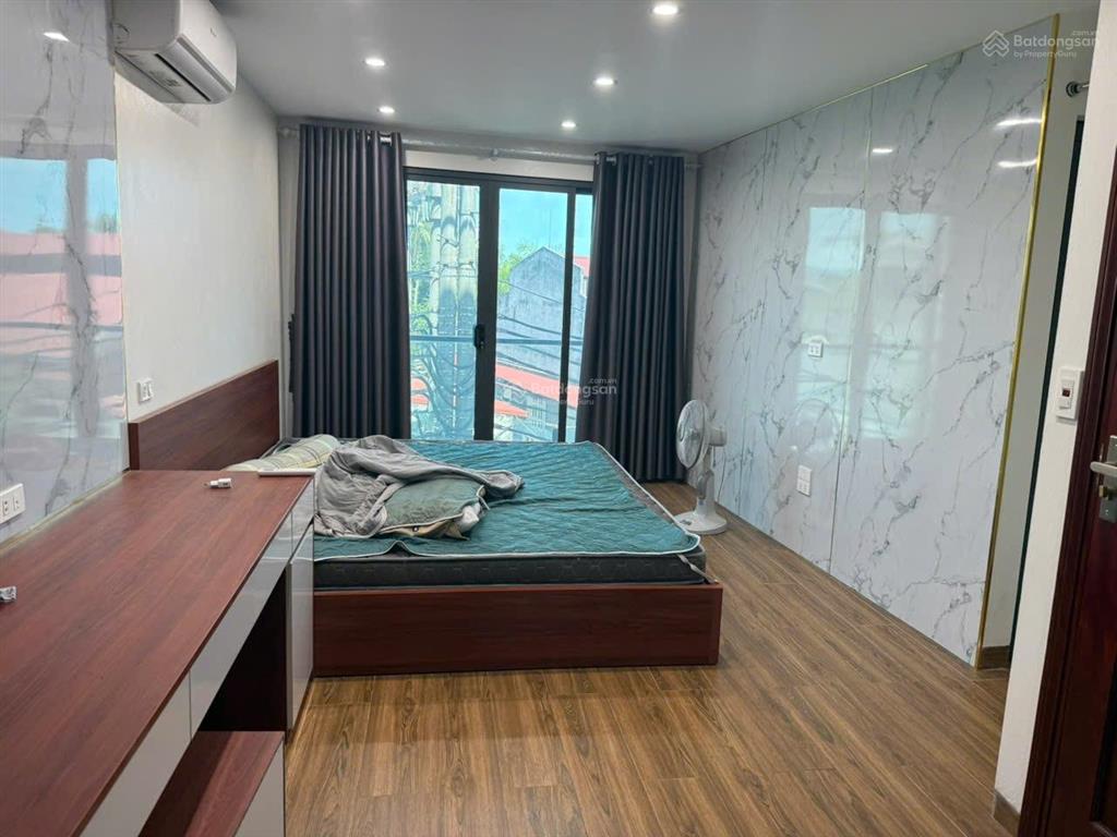 Bán nhà riêng 40m2 x 5 tầng tại đức thượng, hoài đức