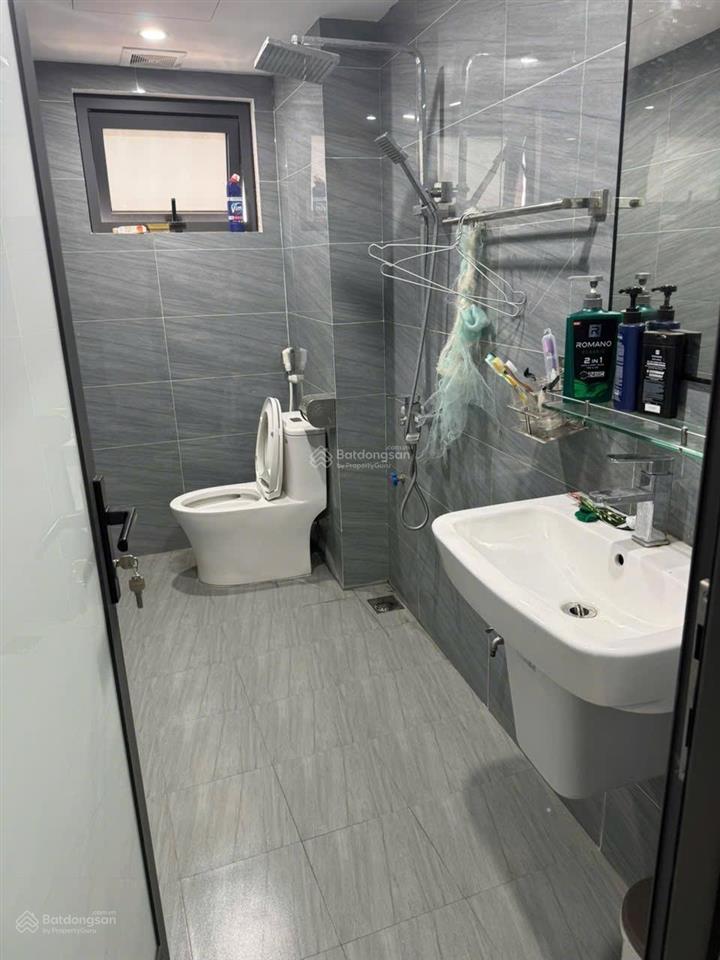 Chính chủ bán nhà 40m x 5 tầng đức thượng  hoài đức  full nội thất ở ngay