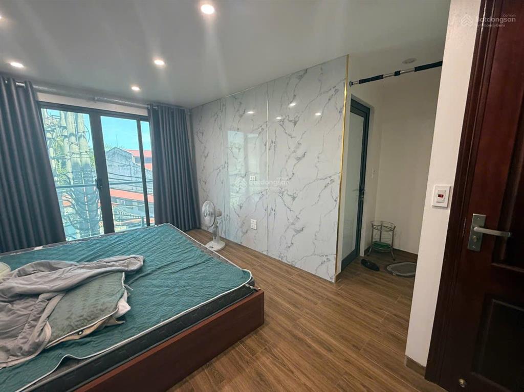 Chính chủ bán nhà 40m x 5 tầng đức thượng  hoài đức  full nội thất ở ngay