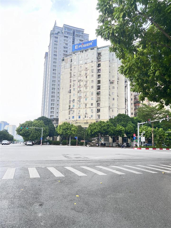 Hiếm! căn hộ 103m lô góc 3 ngủ thoáng sáng, sổ đỏ chính chủ
