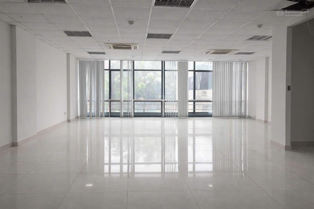 Đống đa siêu phẩm tòa văn phòng lô góc view hồ, 8 tầng, mặt tiền 18m, diện tích 100m, giá hơn