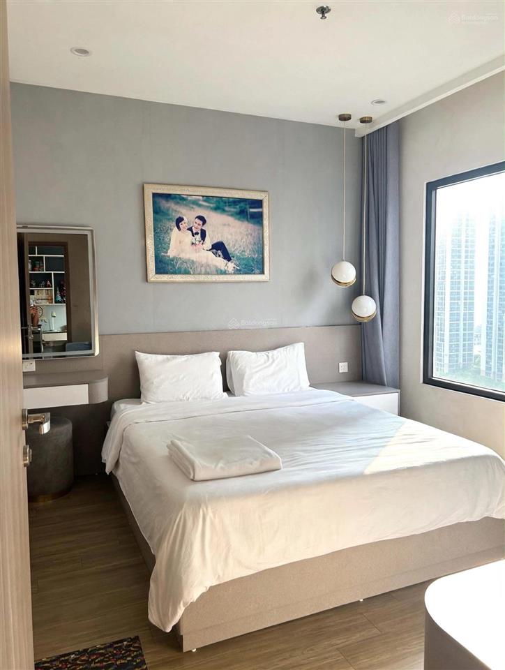 5 tỷ sở hữu căn góc 75m2 vin smart city 3 ngủ, 2 mặt thoáng, tặng full nội thất