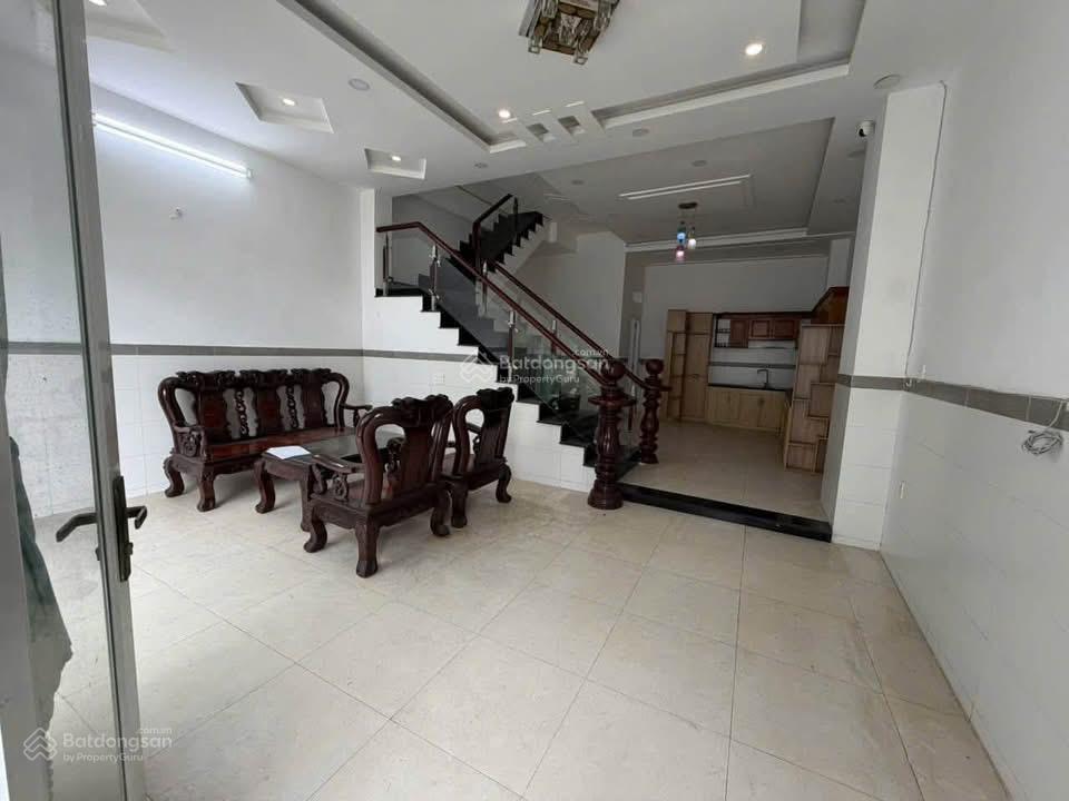 Nhà 1 trệt 1 lầu 1 tum, đường xe tải né nhau hiệp bình chánh 7,95 tỷ
