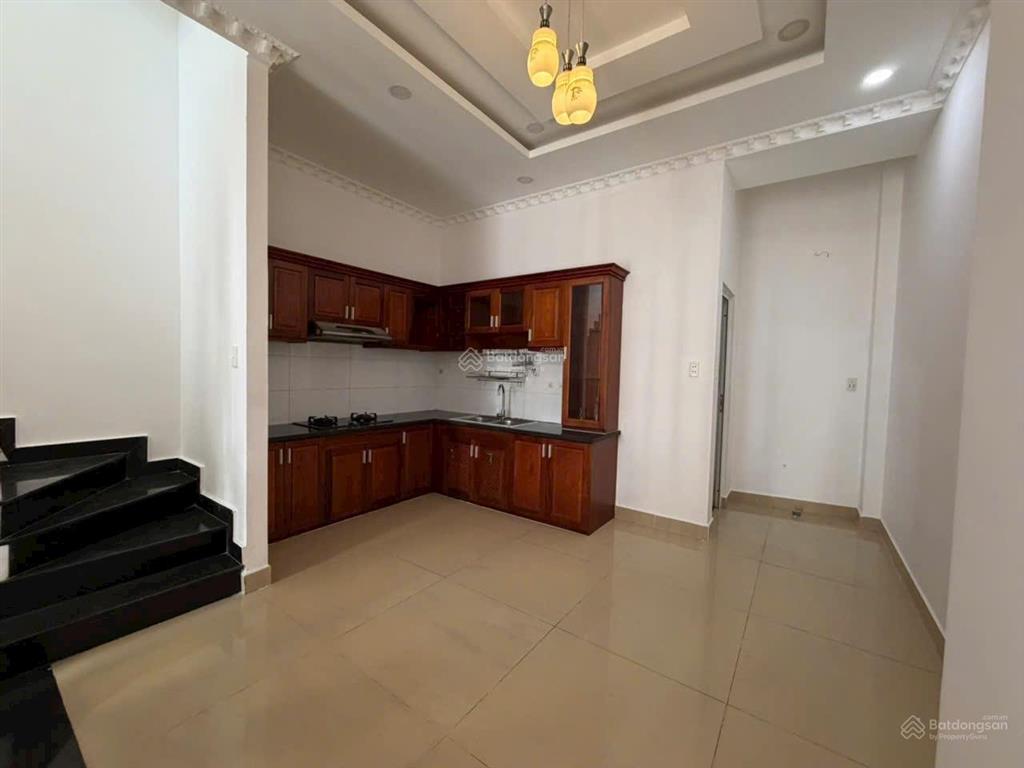 Giá sốc! nhà 4 tầng ngay gigamall, pháp lý chuẩn, chỉ 7.5 tỷ