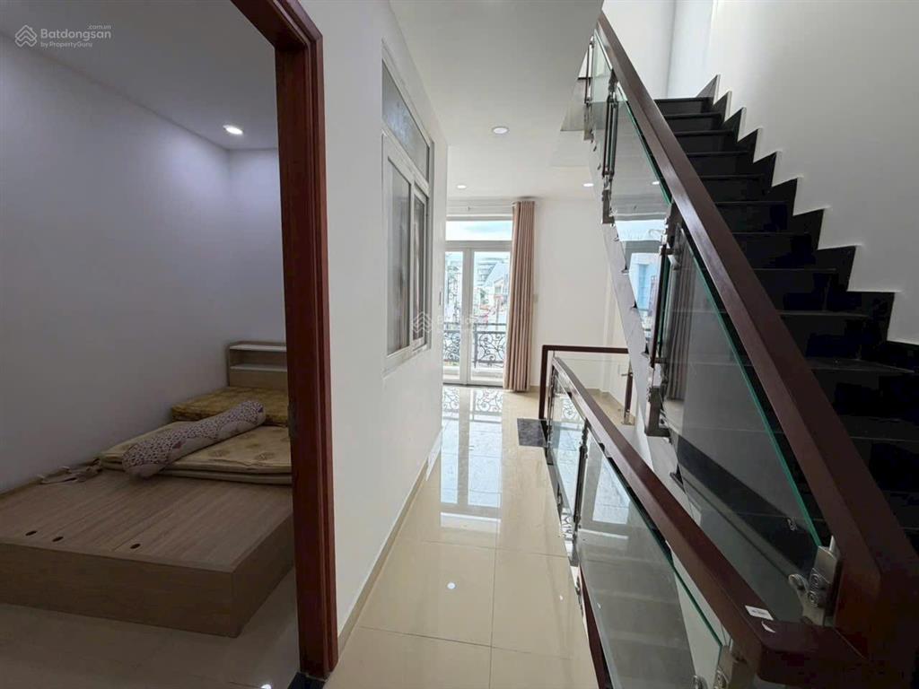 Giá sốc! nhà 4 tầng ngay gigamall, pháp lý chuẩn, chỉ 7.5 tỷ