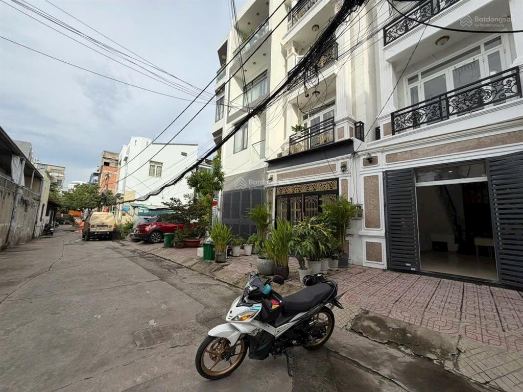 Giá sốc! nhà 4 tầng ngay gigamall, pháp lý chuẩn, chỉ 7.5 tỷ