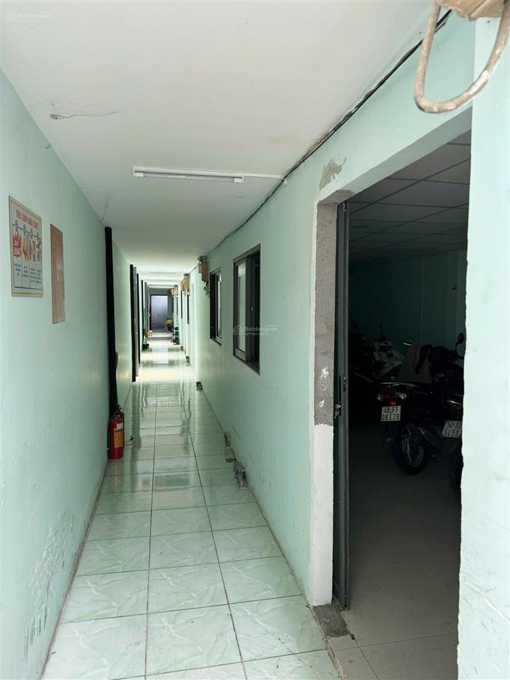 Bán nhà 4.5x40m, tn 40triệu, mt đường số 37 kế lâm văn bền, q7