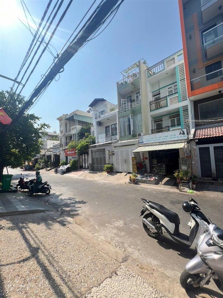 Bán gấp nhà 4x18m, 5 tầng, giá 14.3 tỷ, đường số 37 p.tân quy q. 7
