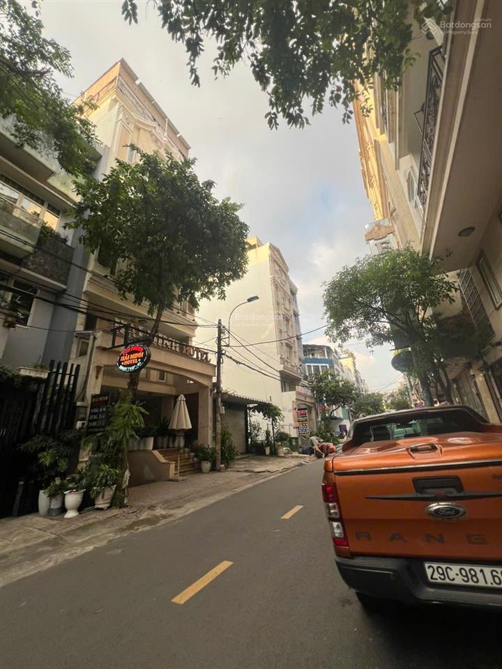 Bán nhà 6x20m, hầm 5 lầu kdc trung sơn kế himlam, quận 7