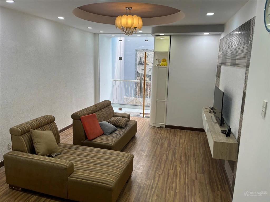 Bán nhà đẹp 4x20m, 4tầng giá 14.2tỷ, đường số tân quy, quận 7