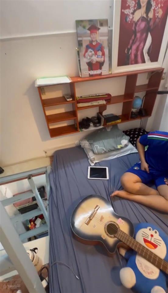 Bán nhà 2 lầu, đầy đủ nội thất 590 triệu, 33 đường số 53 kế lâm văn bền, q7