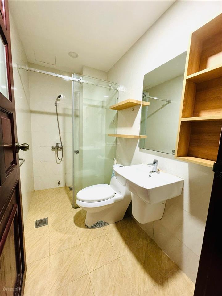 Cho thuê nhà 4x20m, 4 tầng nhà mới, kdc tân quy đông kế lottemark, quận 7