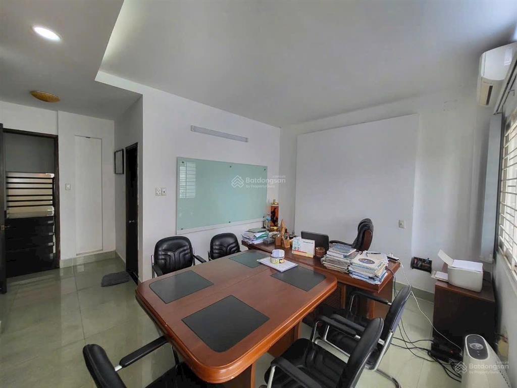 Bán nhà 5x18m, 4 tầng, 13,7 tỷ kdc sadeco ven sông p. tân phong q7