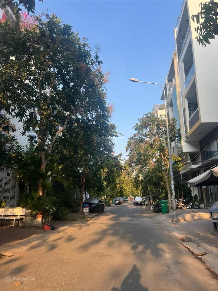 Cho thuê nhà 5x25m, 4 tầng kdc nam long p.tân thuận, quận 7