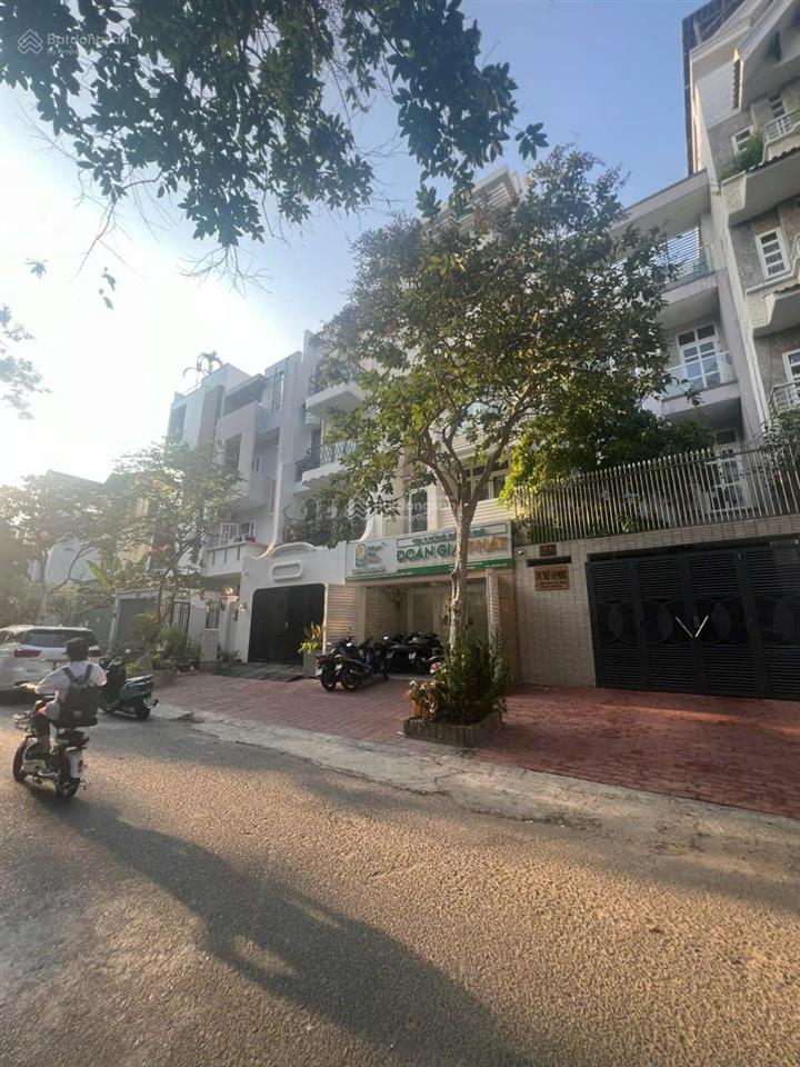 Cho thuê nhà 5x25m, 4 tầng kdc nam long p.tân thuận, quận 7