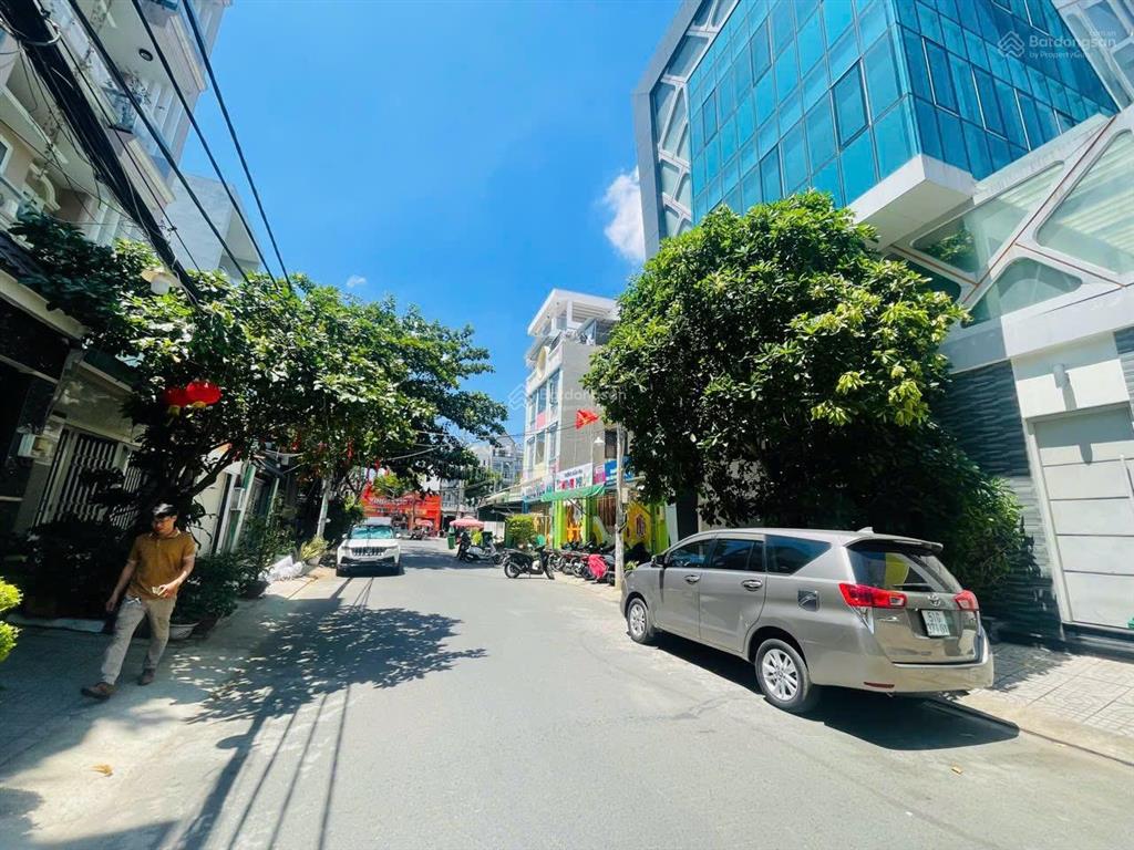 Bán nhà 5x20m, 4 tầng giá 13.2tỷ, kdc nam long phú thuận kế pmh quận 7