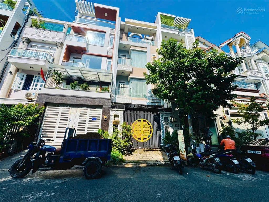 Bán nhà 5x20m, 4 tầng giá 13.2tỷ, kdc nam long phú thuận kế pmh quận 7