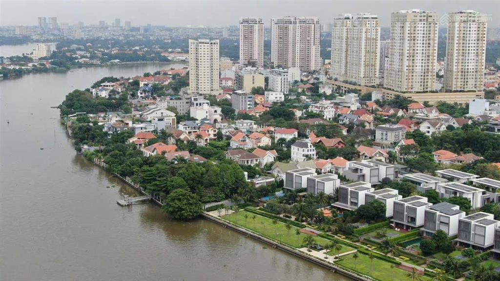 Bán biệt thự view sông 2mt hầm 6tầng, thang máy, 30tỷ kdc kim sơn kế lottemark q.7