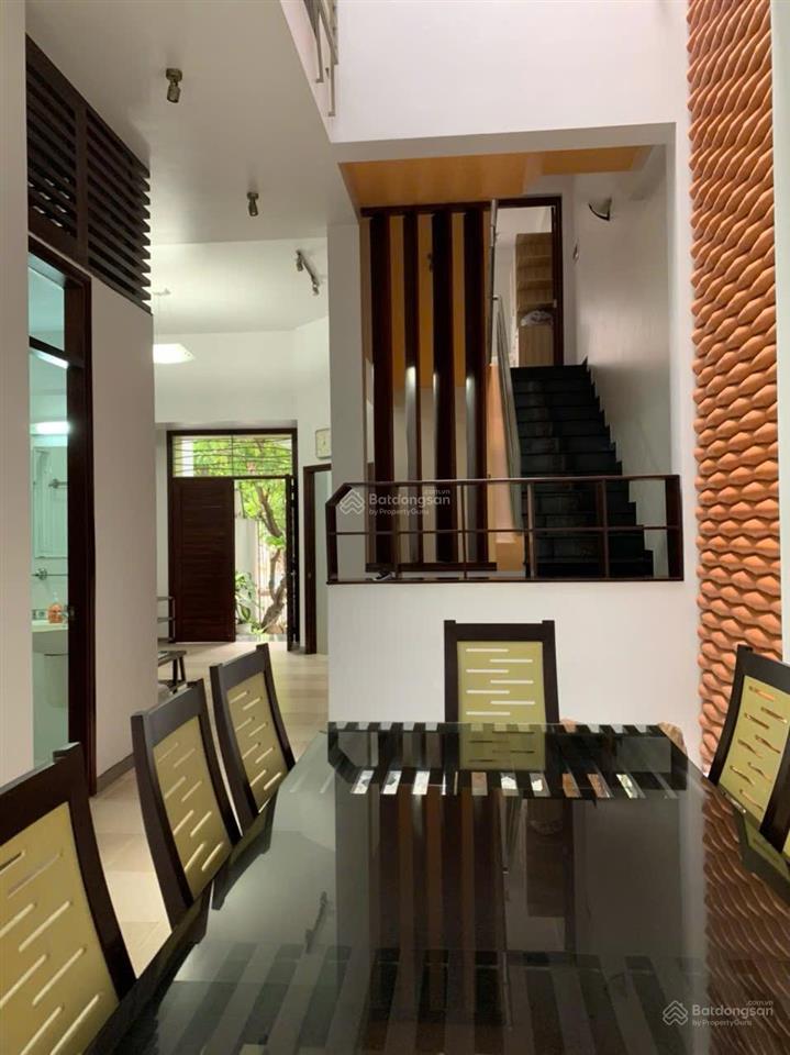 Bán nhà 6x20m, 2 lầu sân thượng, giá 23 tỷ, tân phong quận 7
