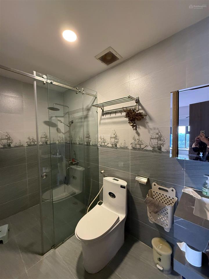 Em cần bán căn hộ viva q6, dt 75m2, 2pn/2wc  4.1 tỷ (bao phí thuế sang tên,  0943 526 *** như)