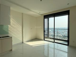 Sang nhượng căn studio 31m2  2.6 tỷ (giá bán đã gồm 100% bao phí thuế sang tên,  0943 526 *** như)