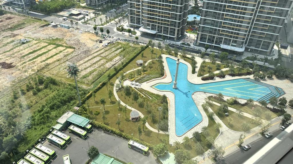 Góc 2pn+ view sông đồng nai, đối diện quảng trường, bus depot & vincom mega mall