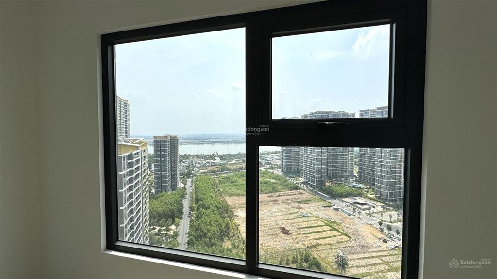 Góc 2pn+ view sông đồng nai, đối diện quảng trường, bus depot & vincom mega mall