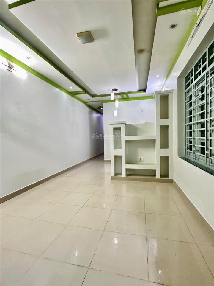 Bán đất tặng nhà đối diện vinhomes q9  hẻm 545/16/17 nguyễn xiển, 95,2m2, sổ hồng 57,7 tr/m2