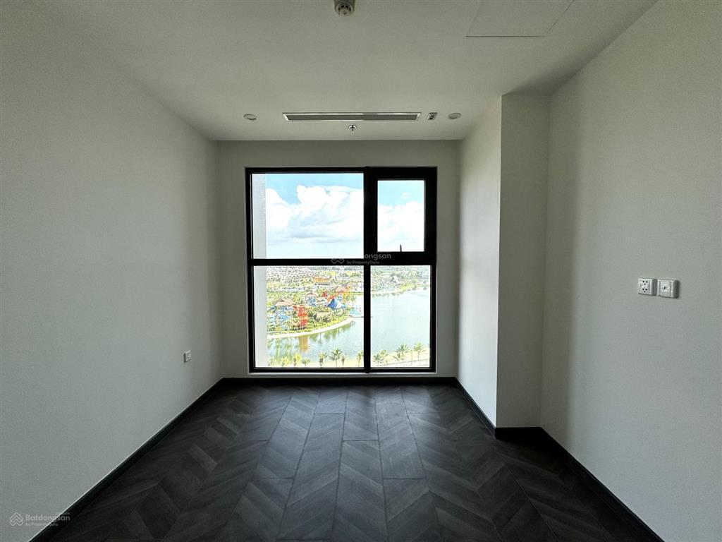 Rất hiếm căn the beverly 1pn + | 53,9m2 view trực diện công viên ánh sáng 36 ha | giá 4,5 tỷ