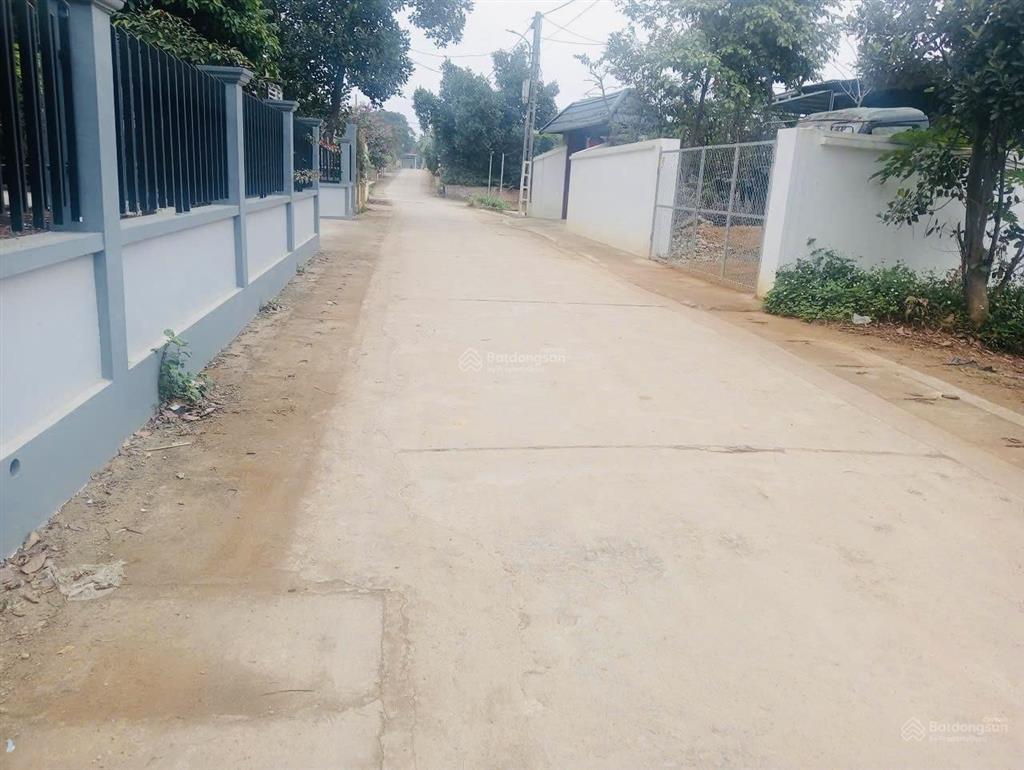 Sát ga metro 5, cạnh khu xuân cầu, sát công nghệ cao. dt 100m2 full thổ mặt tiền 6,6m