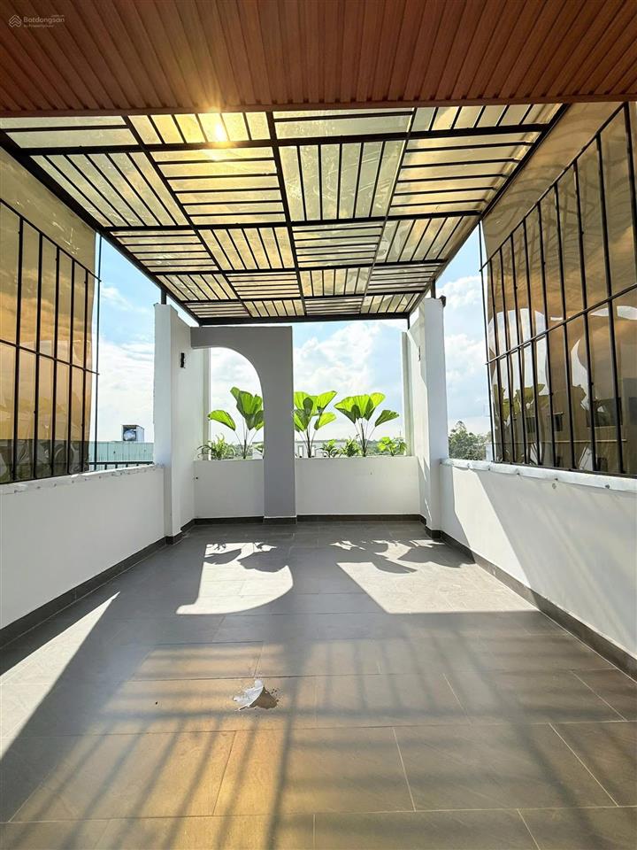 Nhỉnh 9 tỷ quá rẻ  nhà xây mới gần ngã tư trương định bạch mai  5 tầng thang máy  full nội thất