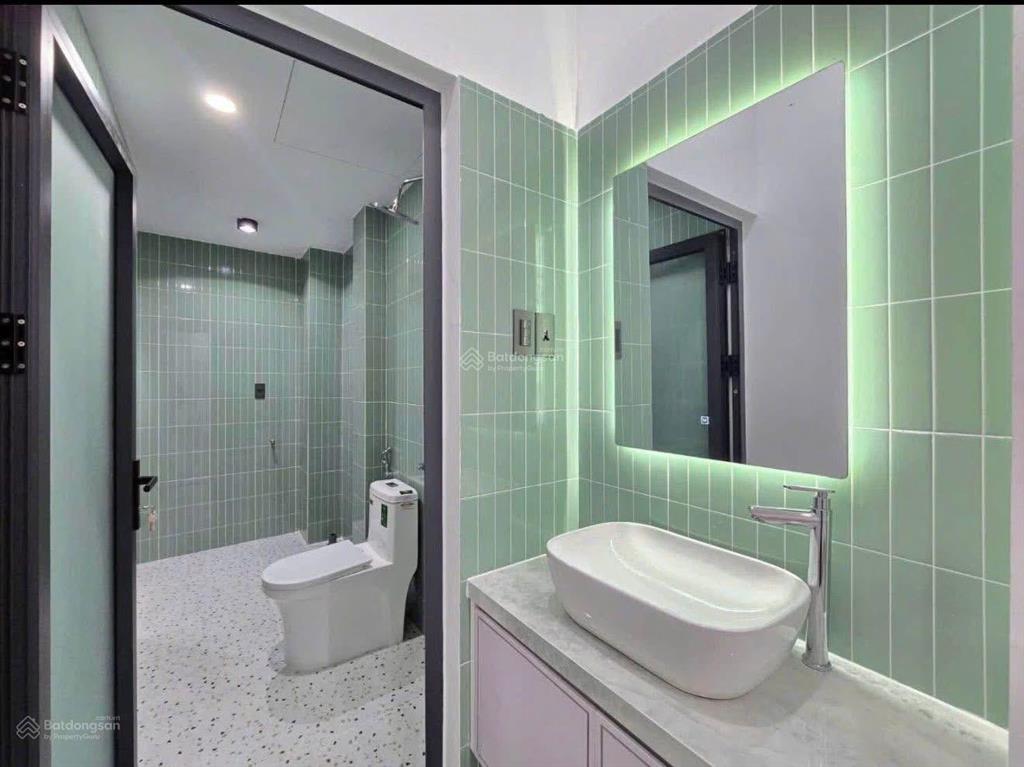 Ô tô đỗ cổng phố dương văn bé, nhà xây mới 45m x 5 tầng thang máy, giá 14,2tỷ có tl