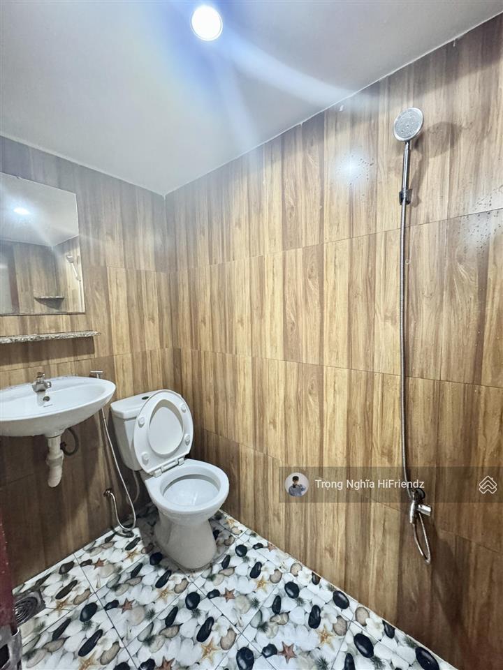 Cho thuê 1 trệt 1 lầu đường thạnh lộc 29 cách đại học nguyễn tất thành 6 phút