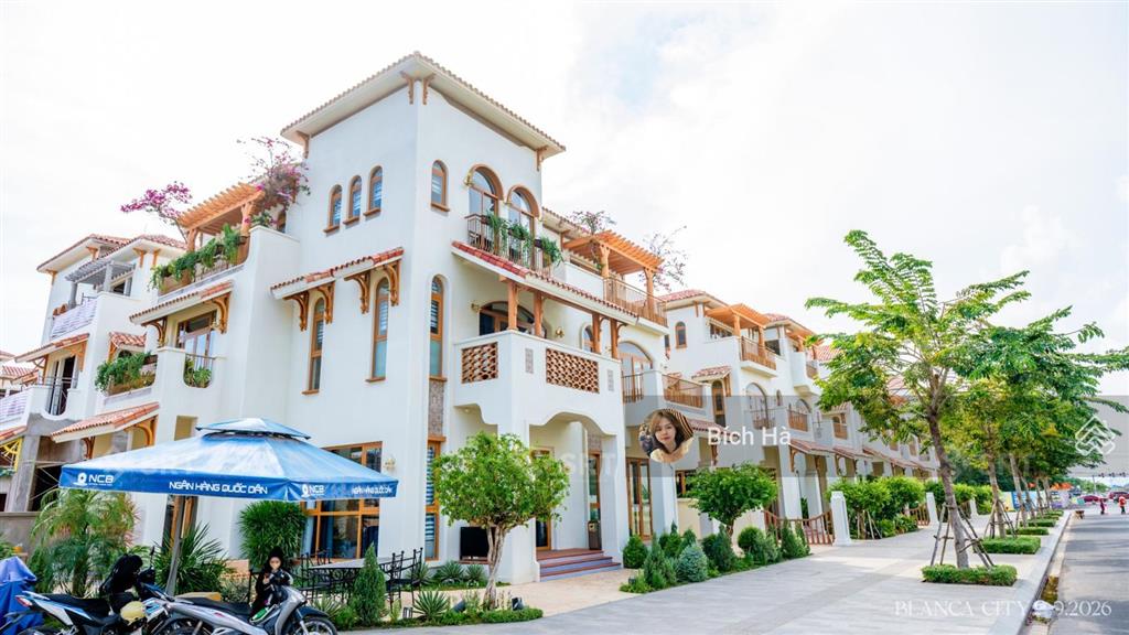 50% thanh toán  nhận ngay nhà phố sở hữu lâu dài  187,3m2 kèm ưu đãi và lãi suất đến 30 tháng