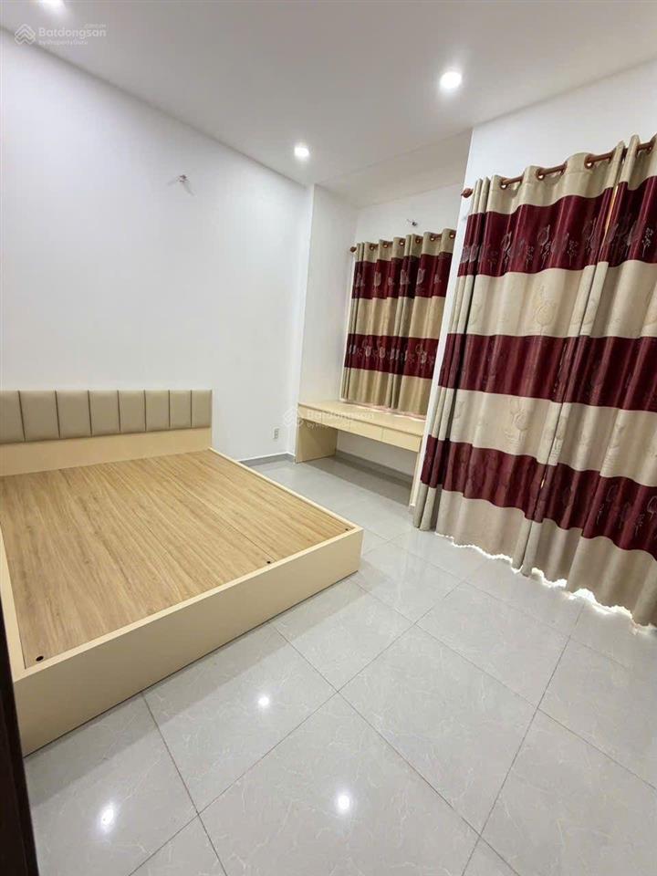 Ngộp giảm 2 tỷ bán gấp nhà vạn phúc  104m2  3 tầng hxh  chỉ 8.1tỷ