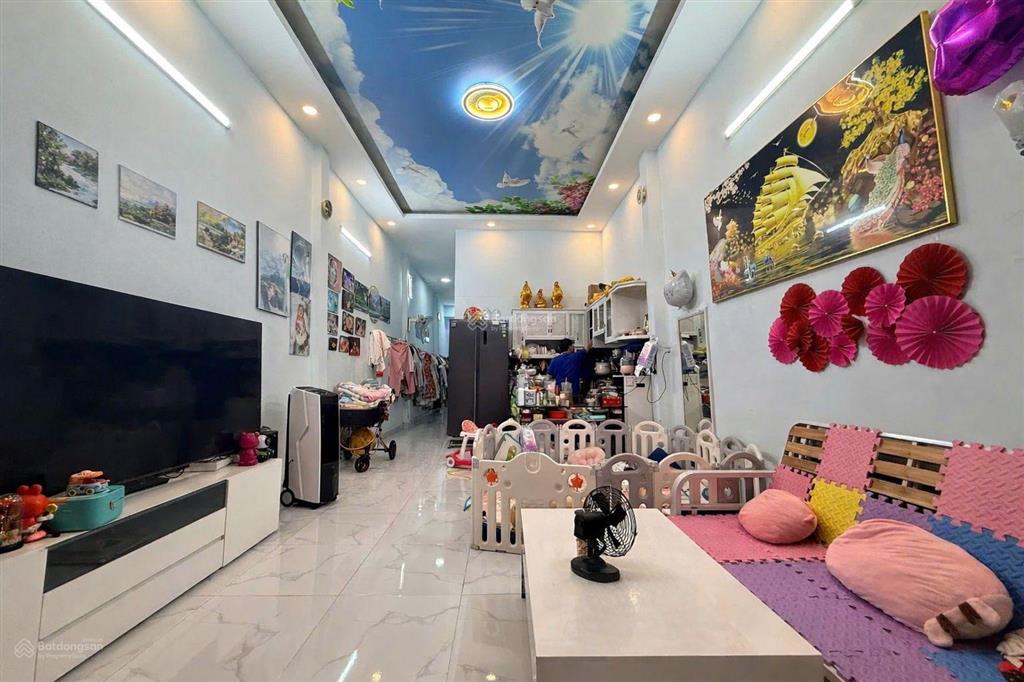 Chính chủ gửi hẻm xe hơi  130m  ngay cổng vạn phúc  sổ hồng riêng  3 pn nhà đẹp nhỉnh 7 tỷ