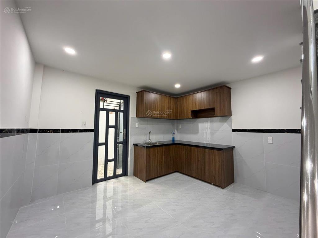 Hàng ngon  cạnh vạn phúc 100m  gần bình thạnh  62m2  nhà 2 tầng  vài bước ra hxh  nhà đẹp