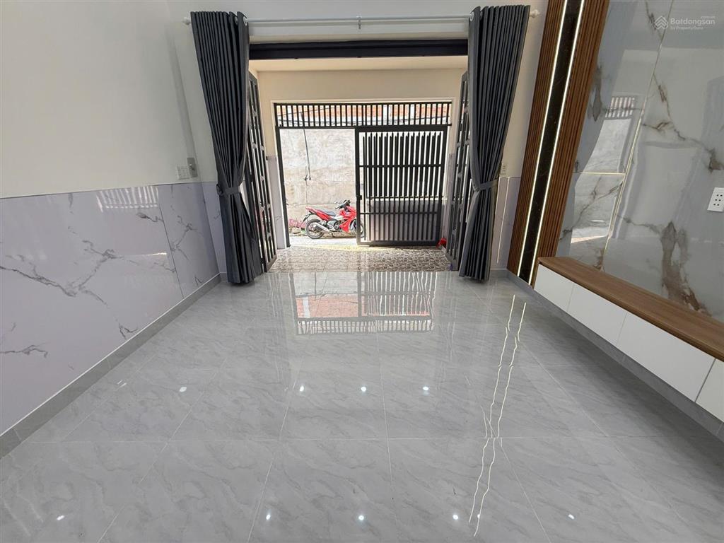 Hàng ngon  cạnh vạn phúc 100m  gần bình thạnh  62m2  nhà 2 tầng  vài bước ra hxh  nhà đẹp