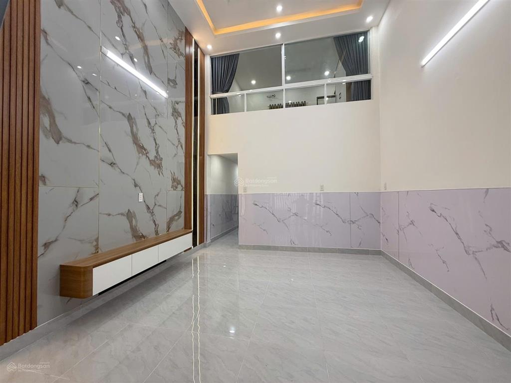 Hàng ngon  cạnh vạn phúc 100m  gần bình thạnh  62m2  nhà 2 tầng  vài bước ra hxh  nhà đẹp